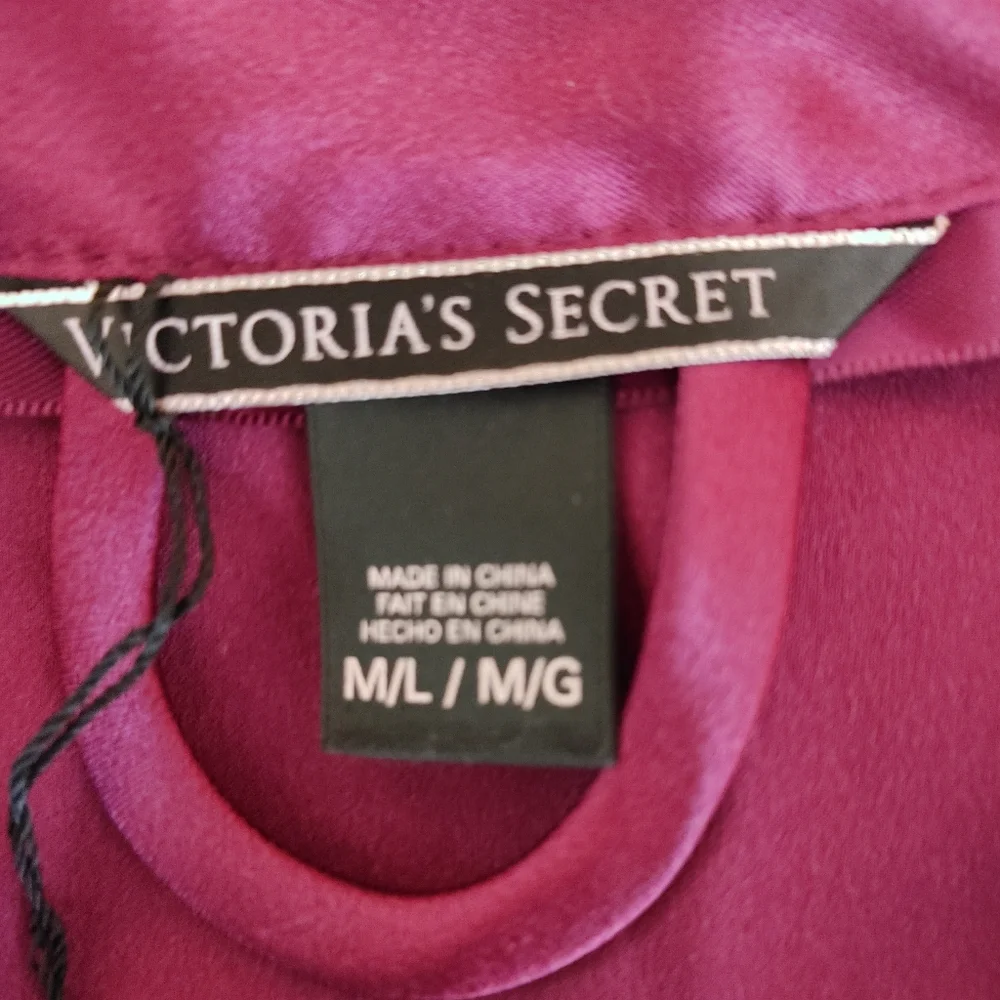 Victoria's Secret Very Sexy Short Satin Kimono Robe, Wine M/L - Picture 10 of 11